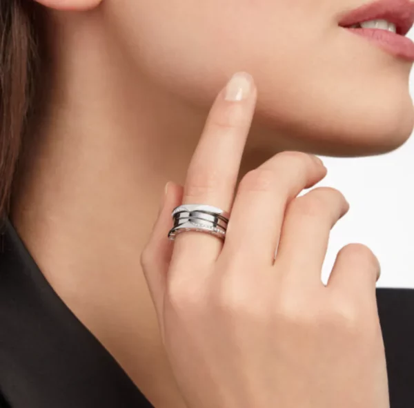 250410 直播編號 9 : 【二手】BULGARI B.ZERO1 鑽石戒指 58 E21686